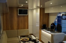 Houseboat Cube