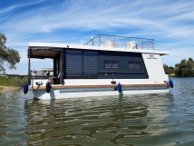Houseboat Independent Mini