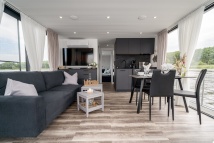 Houseboat Independent 12m